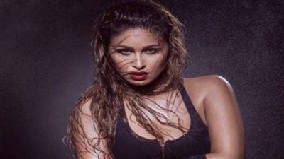 دانا حمدان تكشف سر عقد قران مي سليم على فنان شهير