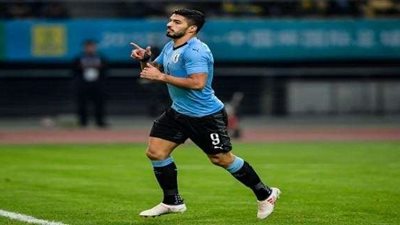 سواريز يتوج بجائزة أفضل لاعب في مباراة السعودية