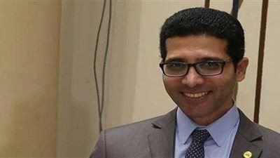 برلماني يكشف عن طريقة جديدة موفرة للمياه في زراعة الأرز  (فيديو)