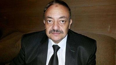 محافظ بني سويف يصدر قرارًا بتحصيل رسوم من الصيدليات..والصيادلة ترد