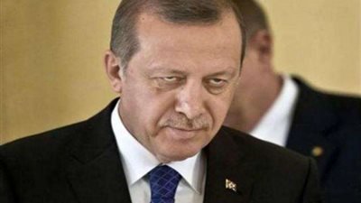 أردوغان يخوض الانتخابات بـ«منع الرقابة وترهيب المعارضة»