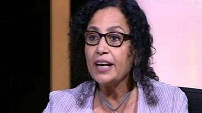 الكاتبة عفاف سيد: « الرجالة بلاء أزرق» (فيديو)