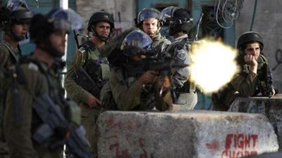 الاحتلال يطلق النار على صيادين فلسطينيين في غزة