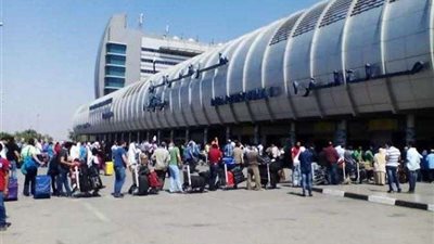 تعرف على.. سبب تأخر 12 رحلة دولية عن الإقلاع من مطار القاهرة