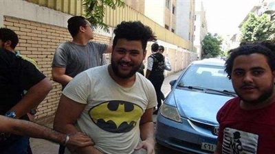 فرحة عارمة تسود وجوه الطلاب بعد امتحان الديناميكا