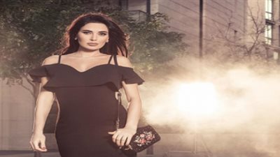 سيرين عبد النور تنشر صورتها بـ«المايوه»