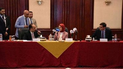 توقيع بروتوكول تعاون بين «القومي لتدريب الأطباء» و«سانوفي» للأدوية