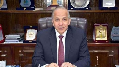 القليوبية: إحالة رئيس وحدة محلية ومسؤول زراعة بإحدى قرى بنها للنيابة