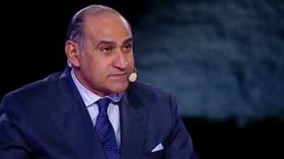 خالد بيومي ساخرًا من مؤتمر الجبلاية: الاتحاد برئ واللاعيبة «حيطة مايلة»