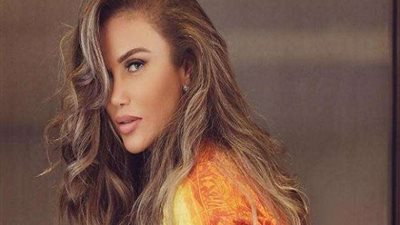 في عيد ميلادها.. نيكول سابا «ملكة الأناقة» (صور)