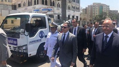 وزير الداخلية من ميدان هشام بركات: ندفع حياتنا من أجل المواطن المصري (صور)
