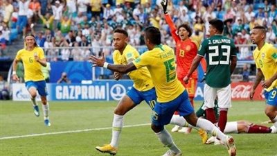 البرازيل تصعق المكسيك بثنائية وتعبر لدور الثمانية بكأس العالم