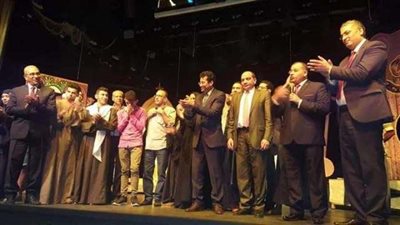 رئيس جامعة بني سويف يشهد عرض ”خالتي صفية والدير” بدار الأوبرا.. (صور)