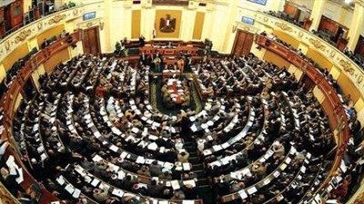 برنامج الحكومة الجديدة يشعل الصراع تحت قبة البرلمان.. اقتصاديون: بادرة أمل لإحداث نقلة نوعية