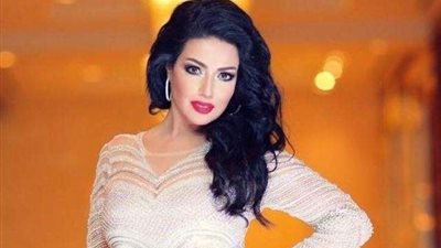 صورة متداولة لزوج سمية الخشاب السابق