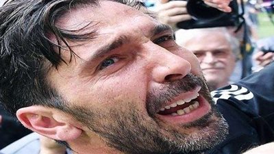 رسميا.. بوفون يودع يوفينتوس تمهيدًا للانتقال لناديه الفرنسي الجديد