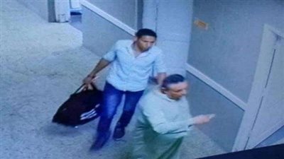 كاميرات المراقبة تكشف لصوص جهاز صدمات القلب بـ«الزاوية الحمراء»