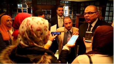 القوى العاملة: انحسار الطلب على العمالة المصرية بالدول العربية 