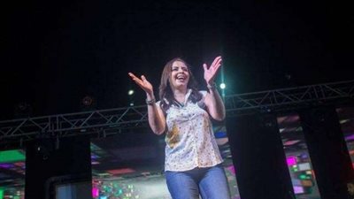 ياسمين نيازي وزاب ثروت وكريم محسن يشعلون حفل نادي الجياد (صور)