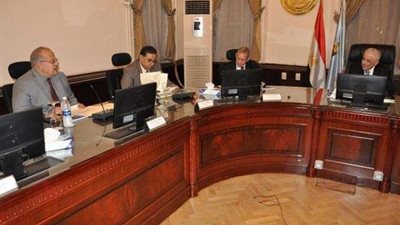 ”الخشت” للمجلس الأعلى للتعليم قبل الجامعي: بناء الإنسان المصري الهدف الأول