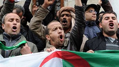 واشنطن تدعو لاحترام حرية التظاهر بالجزائر