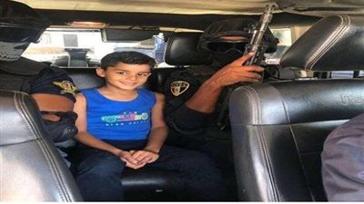 بعد اختطافه من أمام منزله..عودة طفل الشروق «هشام سامي» إلى أحضان أسرته