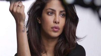 لهذه الأسباب.. بريانكا شوبرا مهددة بالإقالة من منصبها