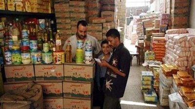 برلماني عن موظفي مكاتب التموين: «الجزرة لمن أصاب والعصى لمن أخطأ»