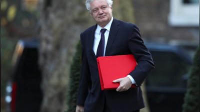 تعرف على.. سبب استقالة وزير ”بريكست” من الحكومة البريطانية