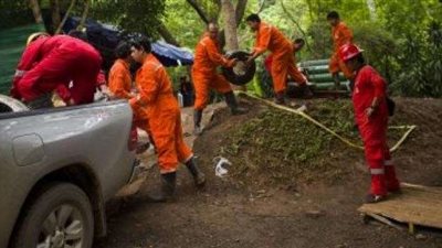 شاهد.. أحدث صور لفتية كهف تايلاند بعد إخراجهم