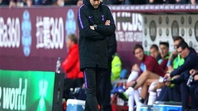 الاتحاد الإنجليزي يوقف مدرب توتنهام مباراتين