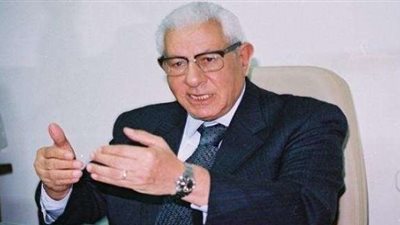 مكرم محمد أحمد: قرار النائب العام أدهشني..ومستعد للذهاب لنيابة أمن الدولة العليا (فيديو)