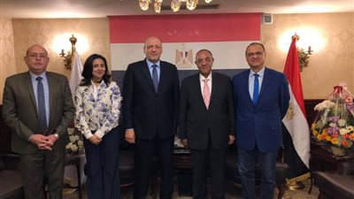 تعيين عادل ناصر عضوًا بالمجلس الرئاسي لـ