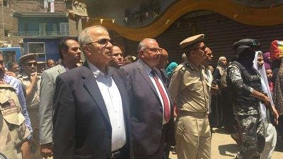 بالصور.. المئات يشيعون جنازة شهيد شبرا الخيمة