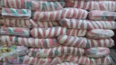 قبل بيعه بالسوق السوداء.. مباحث التموين تضبط طن سكر مدعم بأسوان