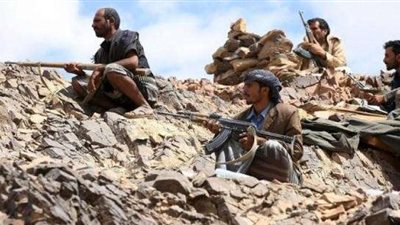 مقتل 4 من «الحوثي» في اشتباكات مع القوات اليمنية بـ«تعز»