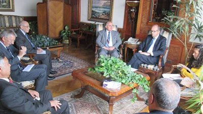 وزير الري يستقبل سفير السنغال لتفعيل منظومة إدارة الموارد المائية