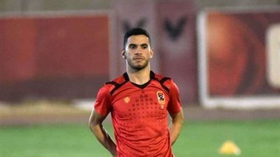 بعد تغيبه عن التمرين.. ناصر ماهر يتواجد برفقة وكيله في الأهلي