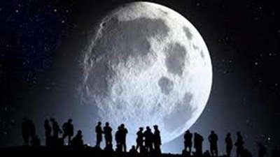 اليوم .. القمر ينهي دورة اقترانه بالأرض