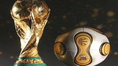 كتاب المونديال.. ما بين حلم البطولة وتحقيقها أرض الملعب هي الفيصل