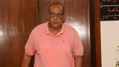 رؤوف عبد القادر: الأهلي جاهز تمامًا لاستضافة بطولة الطائرة