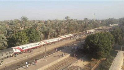 ننشر صور حادث انقلاب قطار البدرشين