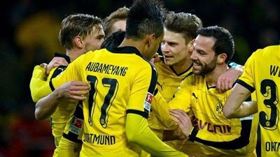 بروسيا دورتموند يحصد فوزًَا ثمينًا أمام شتوتجارت بثلاثية