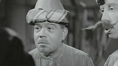 علي الكسار والده يضربه بسبب حب الأرجوز