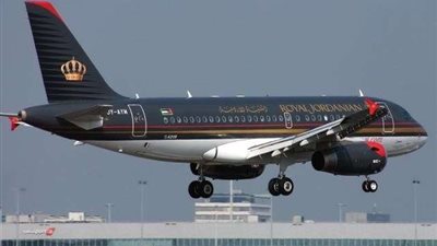 الأردن تعلق الخطوط الجوية الملكية للعراق بسبب الاحتجاجات