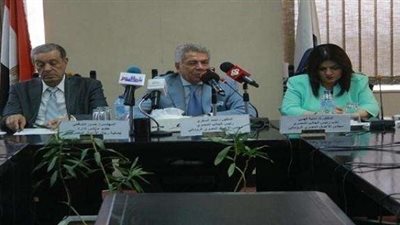 اجتماع الجمعية المصرية لرجال الأعمال لمناقشة التعاون التجاري مع رومانيا (صور)