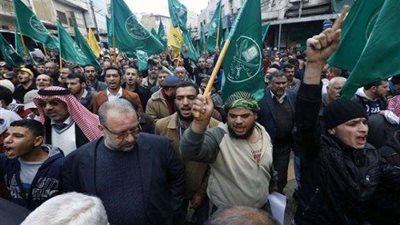 خبير سياسي: الجماعة الإرهابية توظف الأحداث الداخلية بالبلاد لتزييف الحقائق