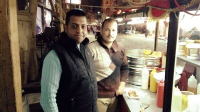 بالعربة الألوان.. 