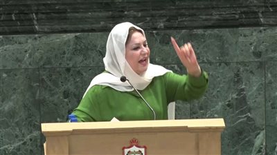 بالفيديو.. نائبة أردنية تهاجم وزيرة إعلام بلادها: 