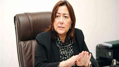 الجالية المصرية في الكويت تطلق حملة للمطالبة بالتمديد لهويدا عصام